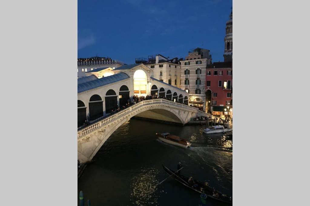 Rialto Apartment With Canal Grande View Venedik Dış mekan fotoğraf
